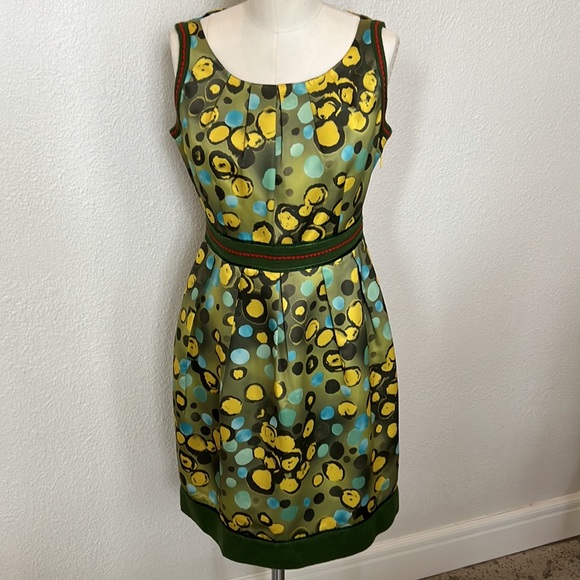 Contemporary multi colored dress with matching short sweater. - Picture 4 of 7